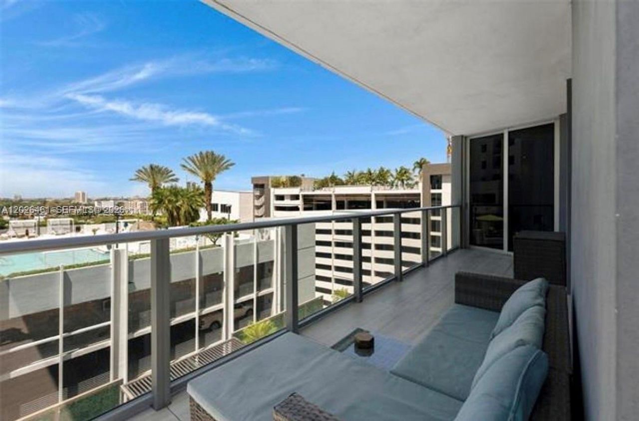 1010 SW 2nd Ave , Unit 809, Miami, FL 33130 Photo