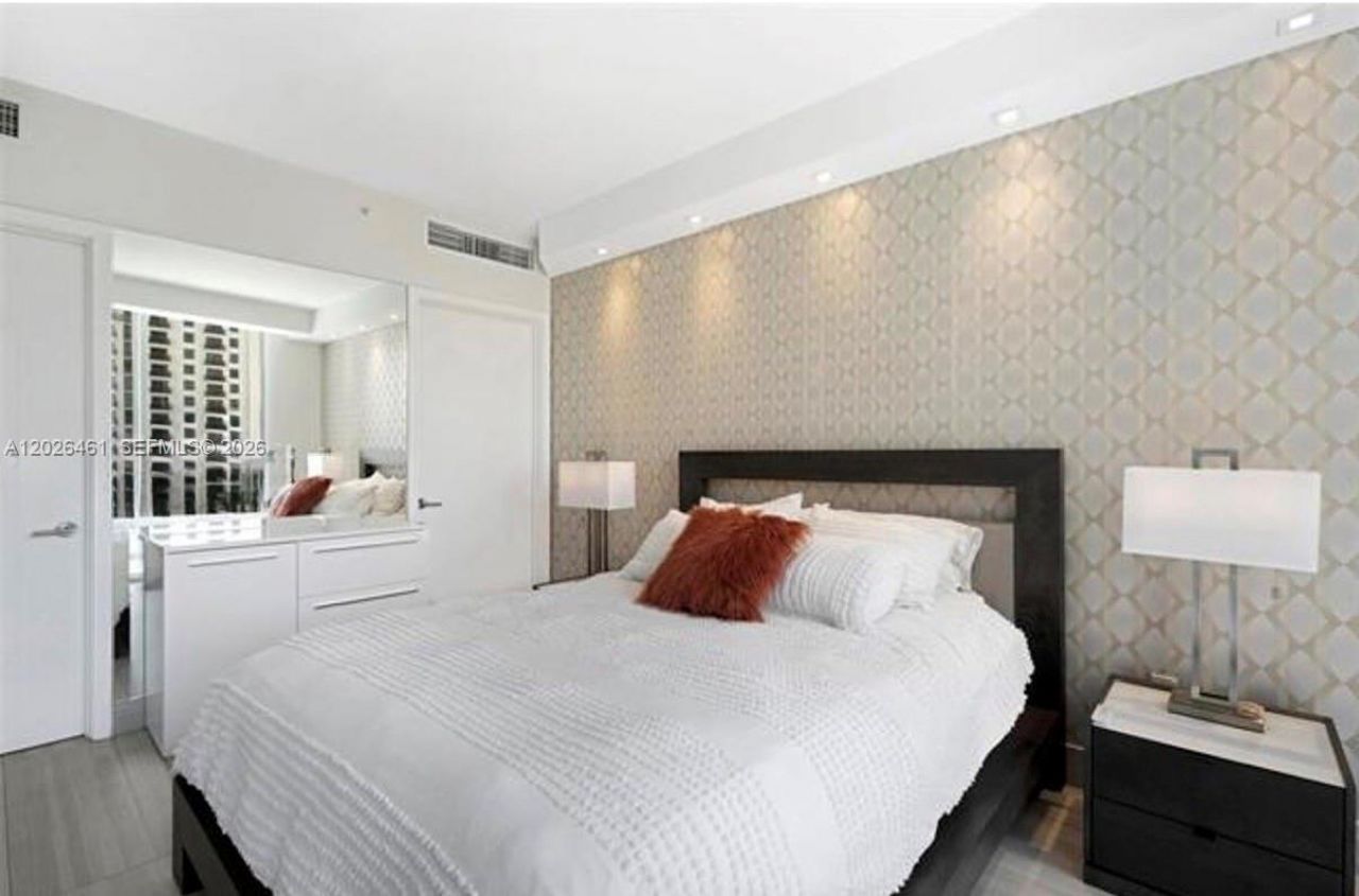 1010 SW 2nd Ave , Unit 809, Miami, FL 33130 Photo