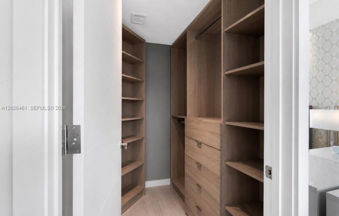 1010 SW 2nd Ave , Unit 809, Miami, FL 33130 Photo