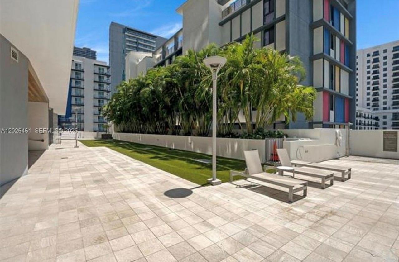 1010 SW 2nd Ave , Unit 809, Miami, FL 33130 Photo