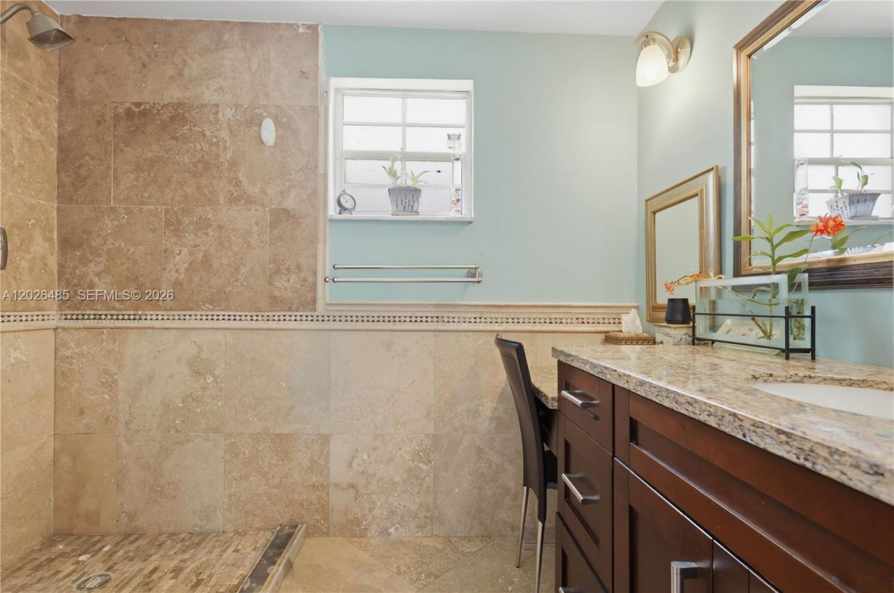 2321 SW 81st Ter, Unit 5, North Lauderdale, FL 33068 Photo
