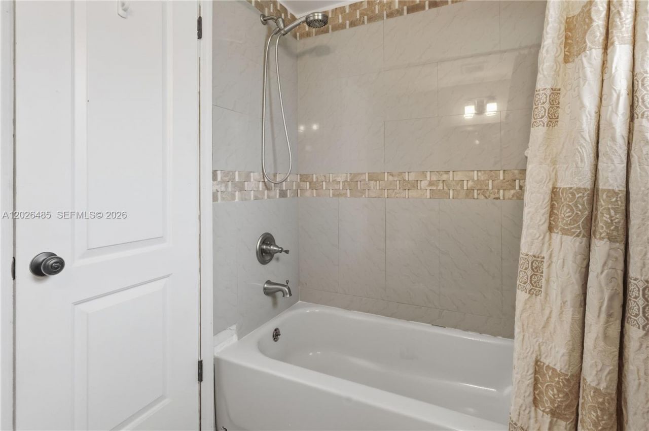 2321 SW 81st Ter, Unit 5, North Lauderdale, FL 33068 Photo