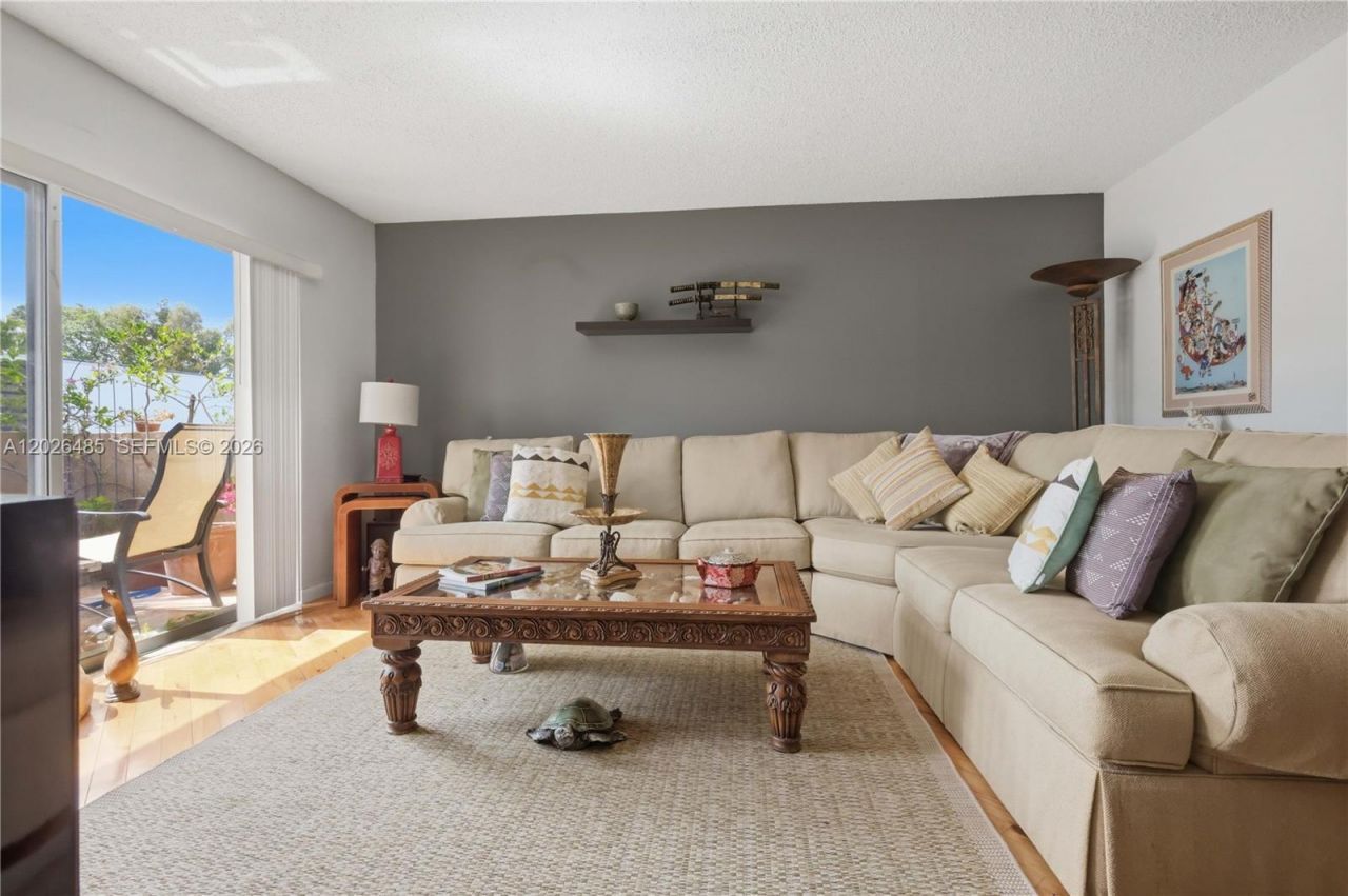 2321 SW 81st Ter, Unit 5, North Lauderdale, FL 33068 Photo