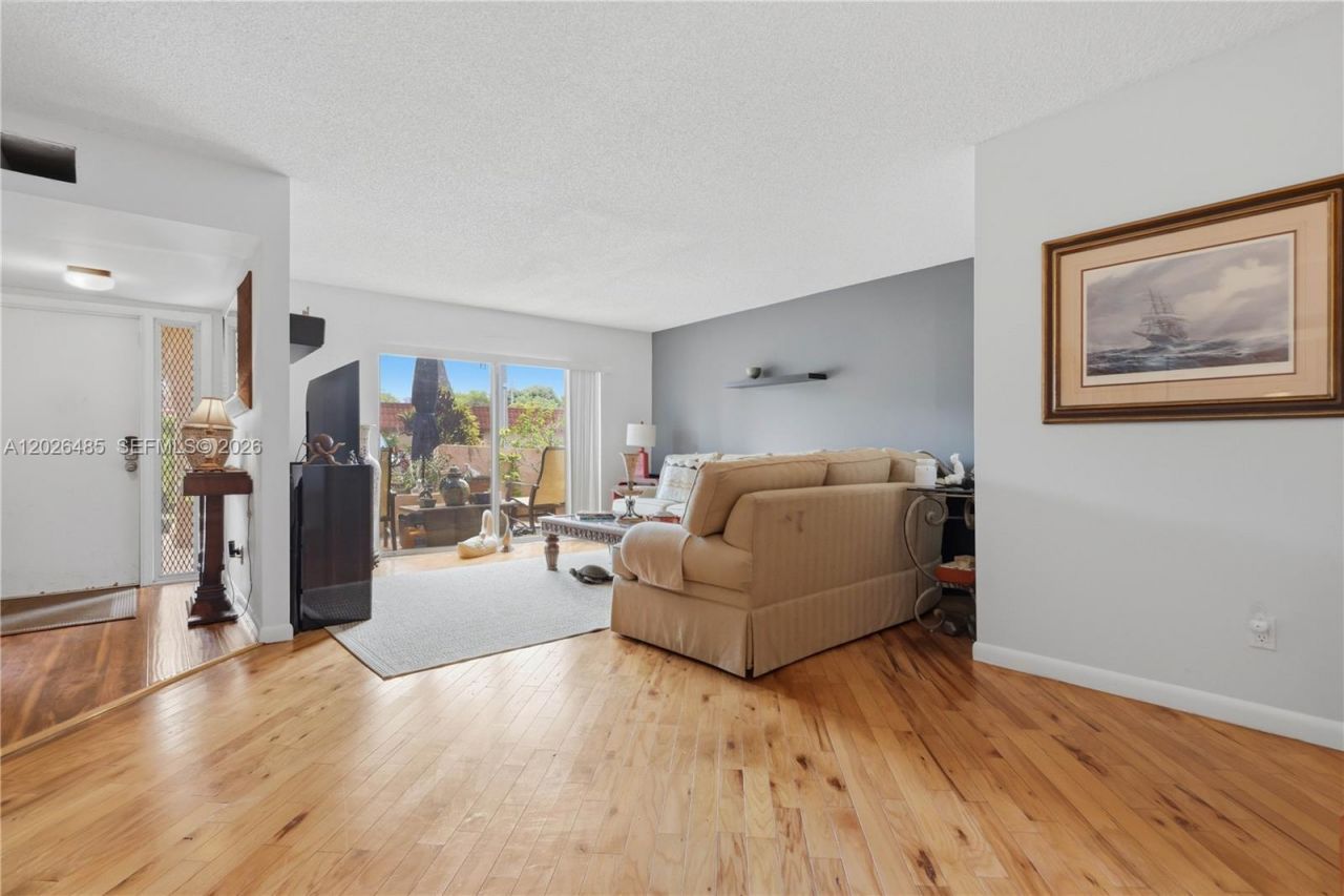 2321 SW 81st Ter, Unit 5, North Lauderdale, FL 33068 Photo