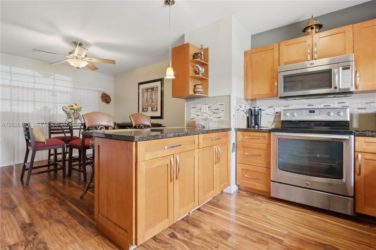 2321 SW 81st Ter, Unit 5, North Lauderdale, FL 33068 Photo