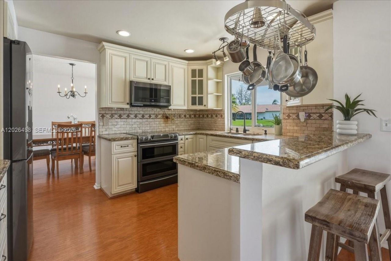 5680 Thornbluff Ave, Davie, FL 33331 Photo