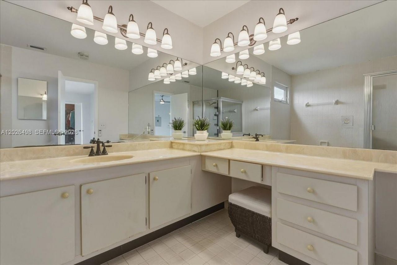 5680 Thornbluff Ave, Davie, FL 33331 Photo