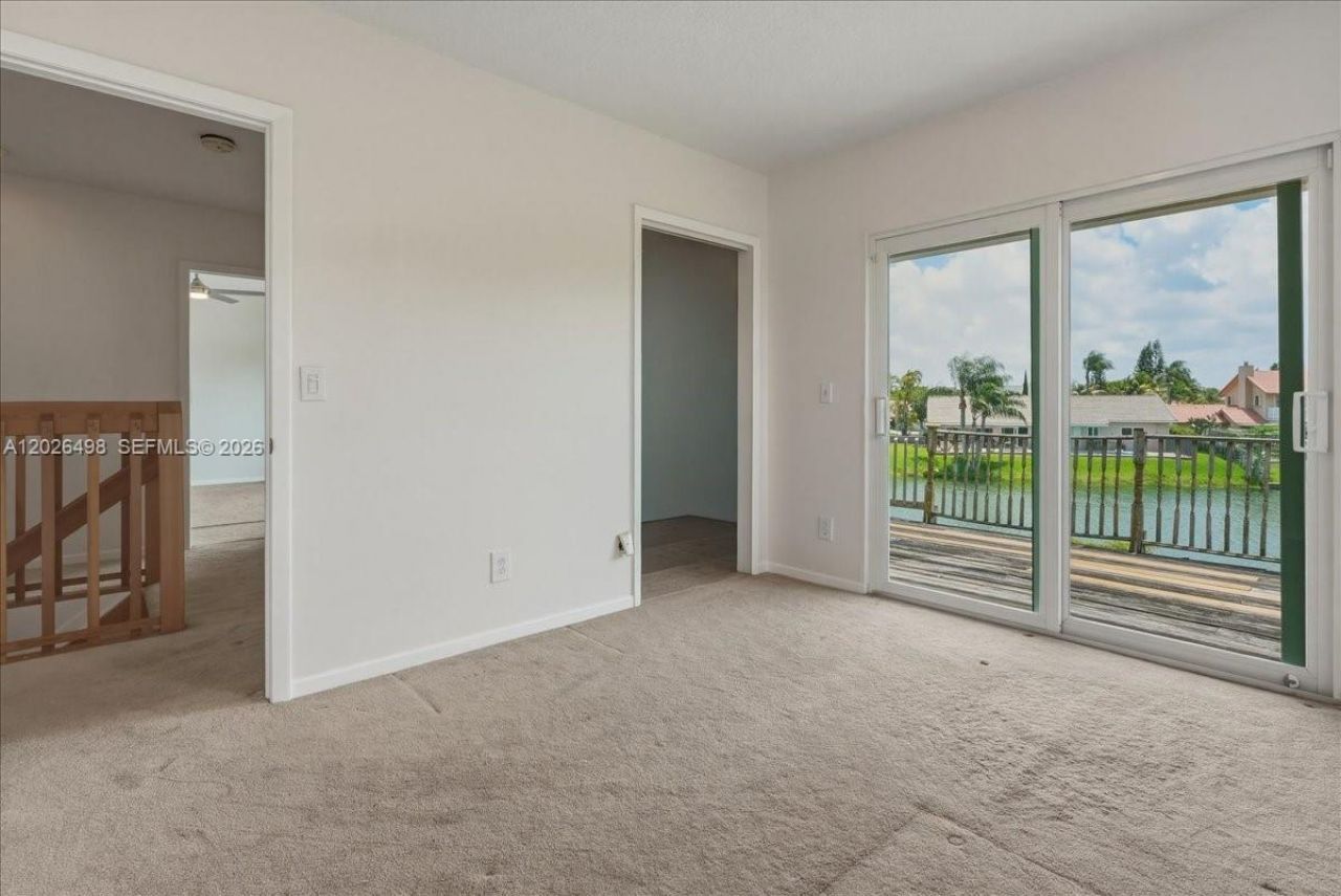 5680 Thornbluff Ave, Davie, FL 33331 Photo