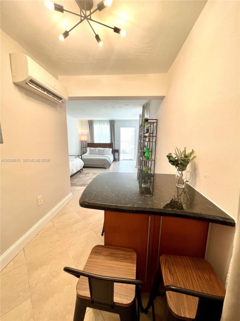 919 Michigan Ave , Unit 1, Miami Beach, FL 33139 Photo