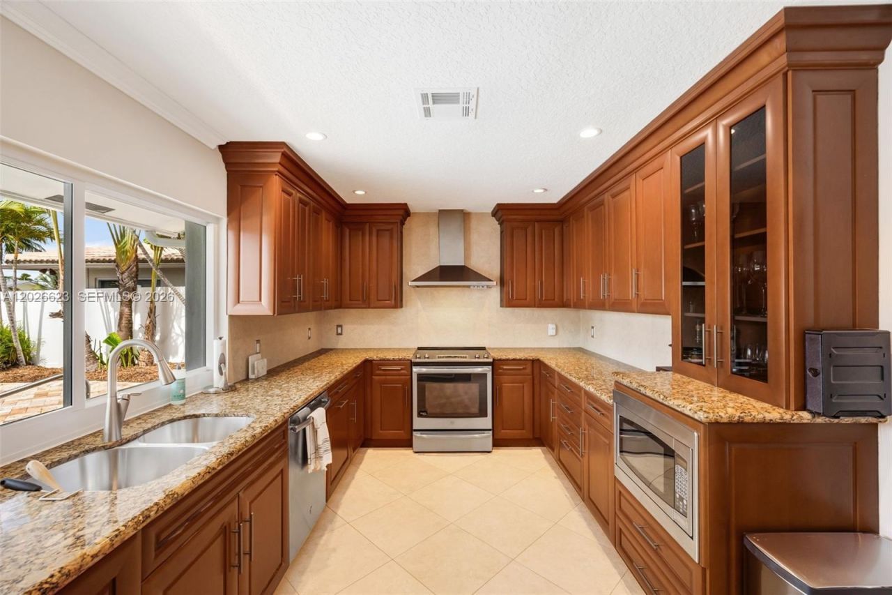620 SE 11th St , Pompano Beach, FL 33060 Photo