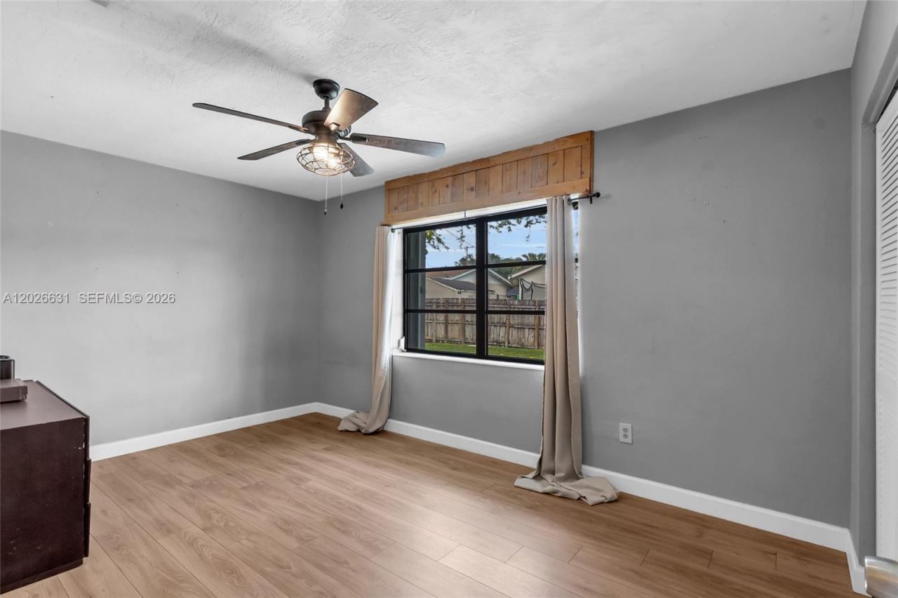 18645 SW 90th Ave , Cutler Bay, FL 33157 Photo