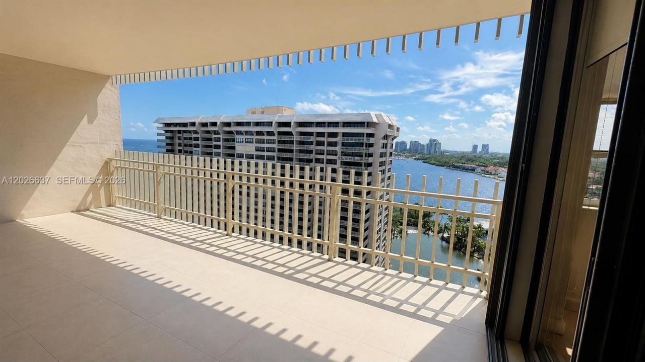 2 Grove Isle Dr, Unit B1706, Miami, FL 33133 Photo