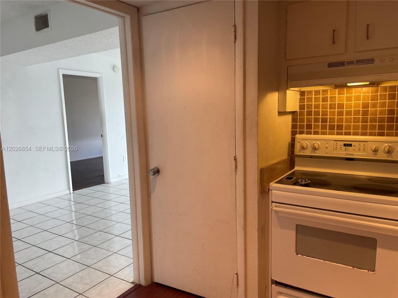 4174 Inverrary Dr , Unit 903, Lauderhill, FL 33319 Photo