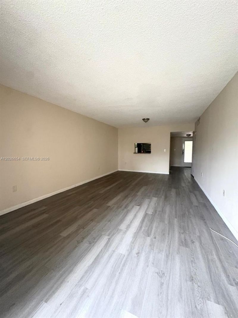 4174 Inverrary Dr , Unit 903, Lauderhill, FL 33319 Photo