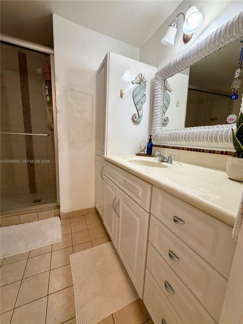 1080 94th St, Unit 312, Bay Harbor Islands, FL 33154 Photo