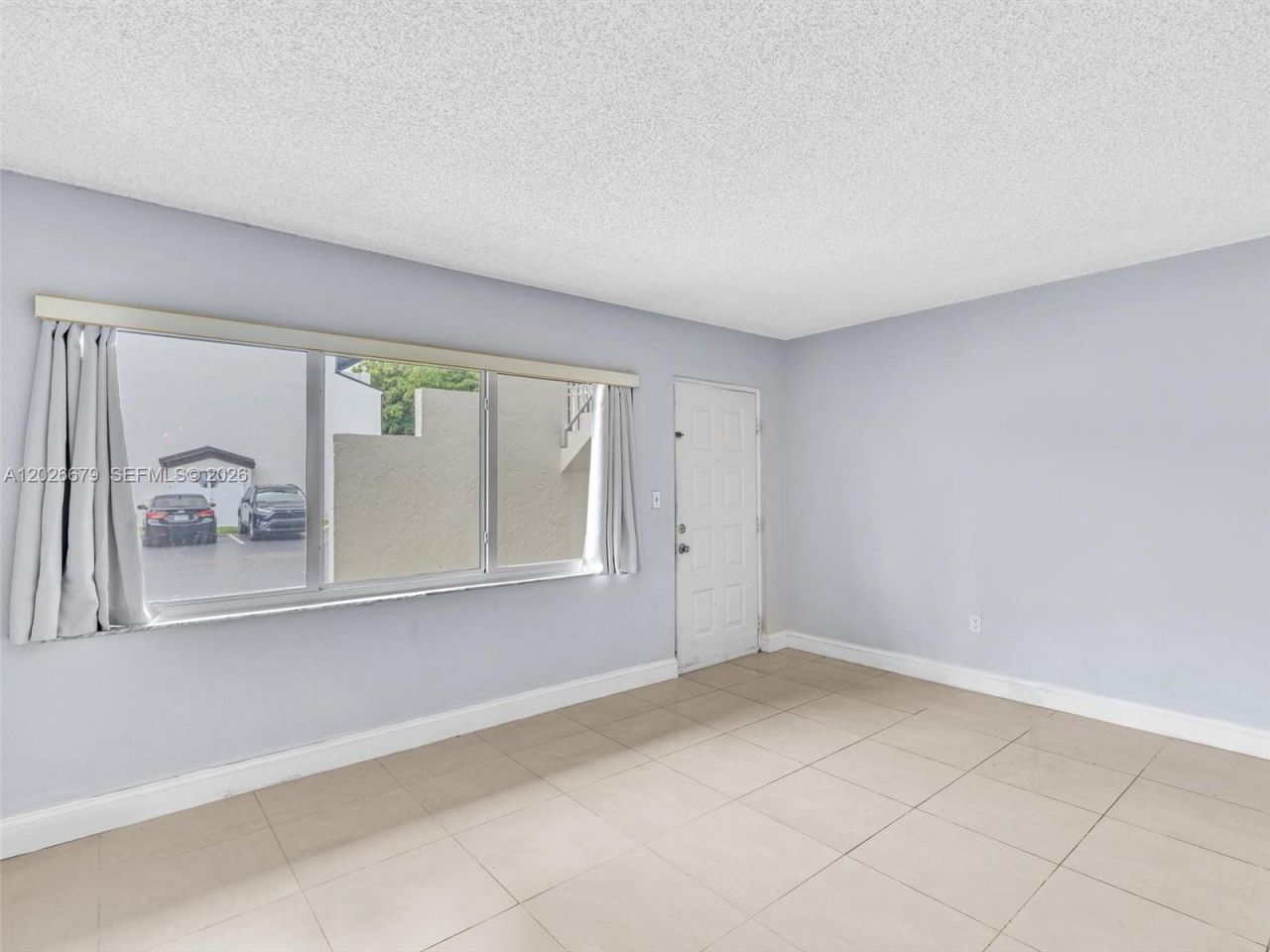 8695 NW 6th Ln, Unit 2-111, Miami, FL 33126 Photo
