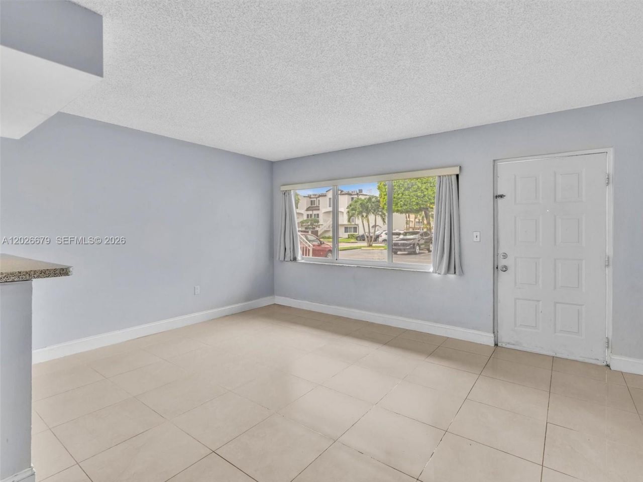 8695 NW 6th Ln, Unit 2-111, Miami, FL 33126 Photo