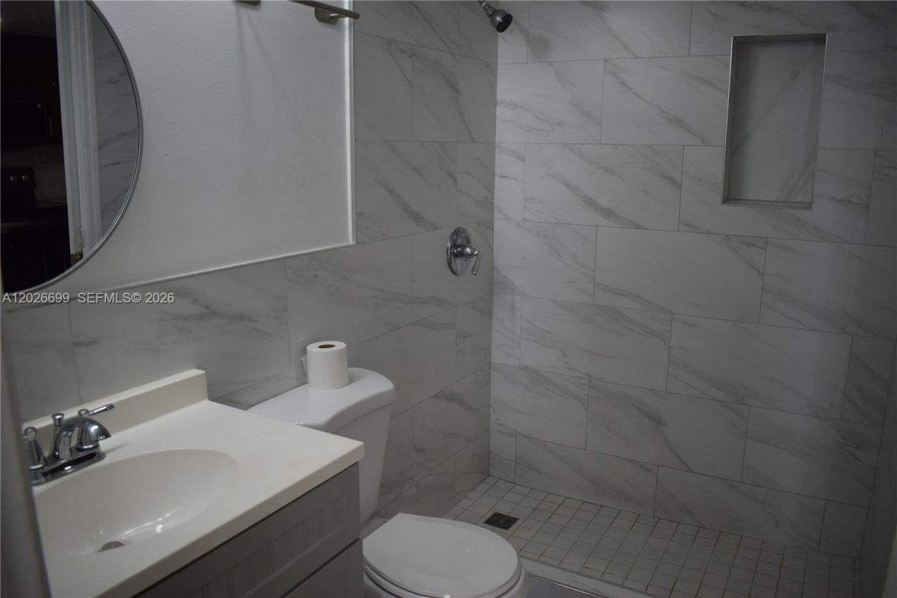 777 SW 9th Ave, Unit 420, Miami, FL 33130 Photo
