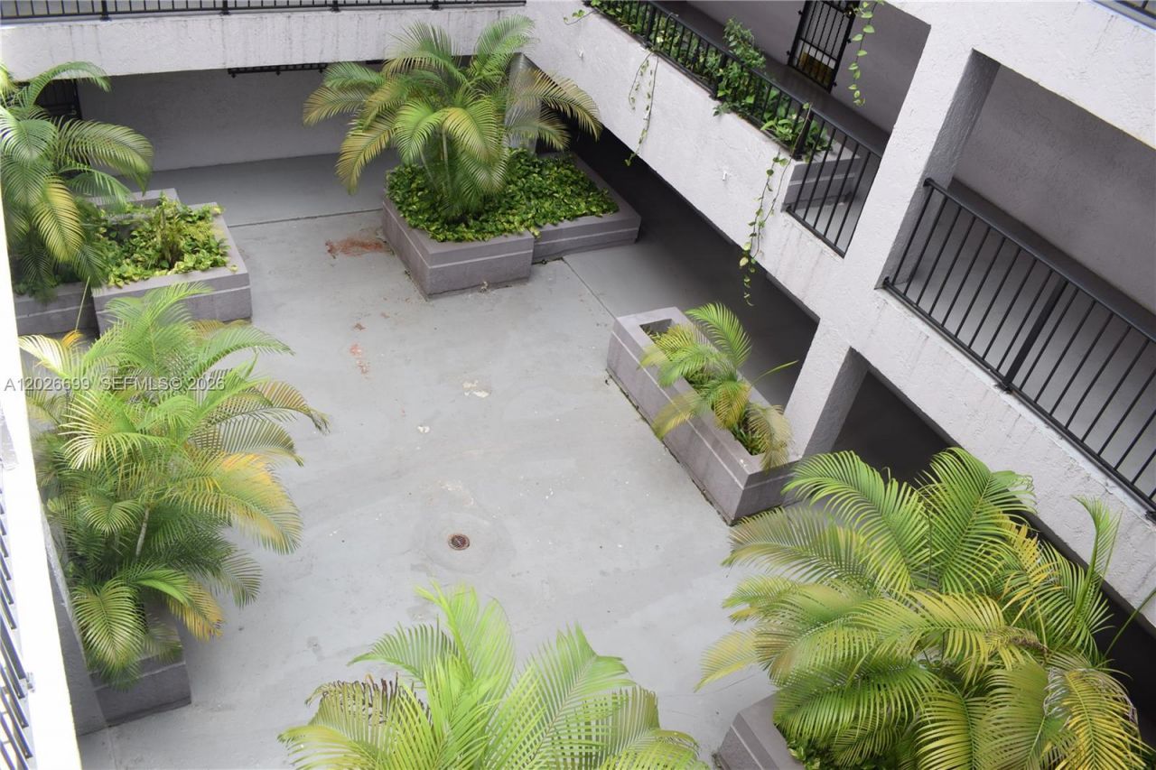 777 SW 9th Ave, Unit 420, Miami, FL 33130 Photo