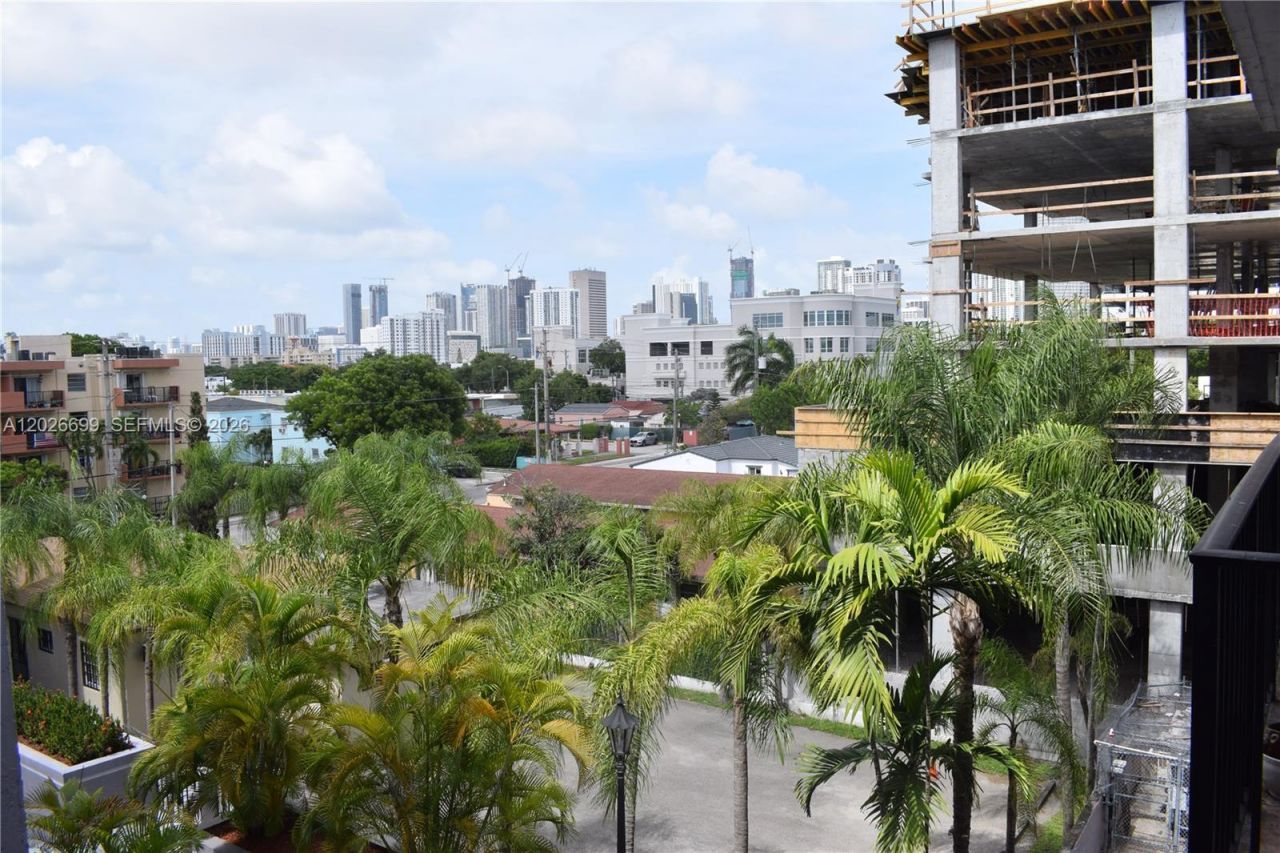 777 SW 9th Ave, Unit 420, Miami, FL 33130 Photo