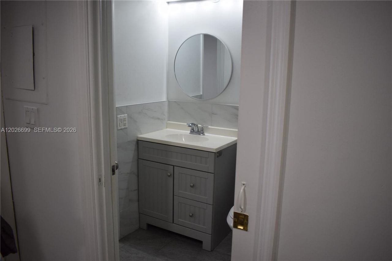 777 SW 9th Ave, Unit 420, Miami, FL 33130 Photo