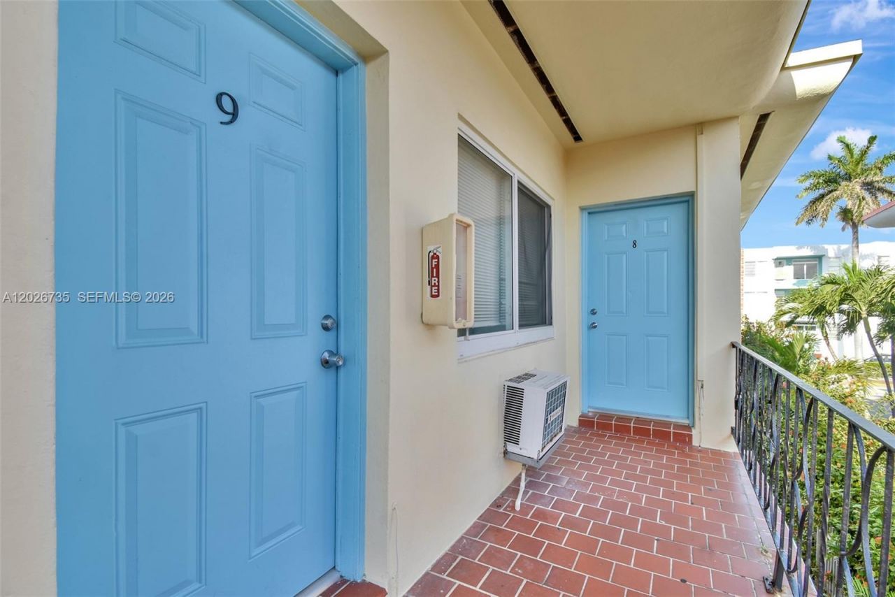 1135 Euclid Ave , Unit 202, Miami Beach, FL 33139 Photo