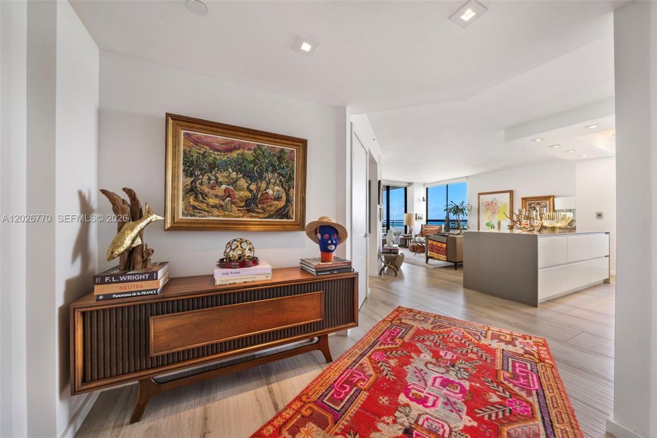 1330 West Ave, Unit 2414, Miami Beach, FL 33139 Photo