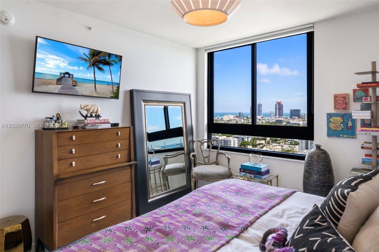 1330 West Ave, Unit 2414, Miami Beach, FL 33139 Photo