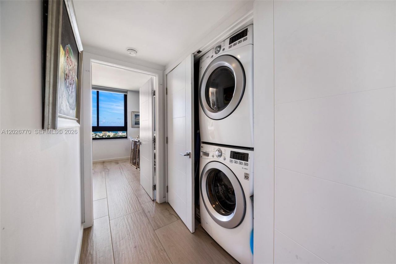 1330 West Ave, Unit 2414, Miami Beach, FL 33139 Photo
