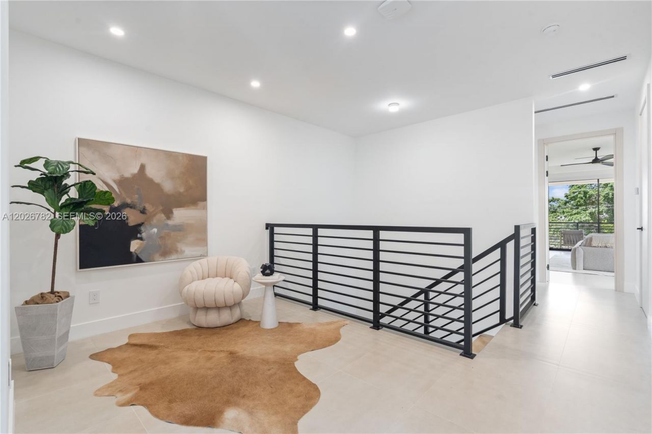 1319 NE 13th Ave , Fort Lauderdale, FL 33304 Photo