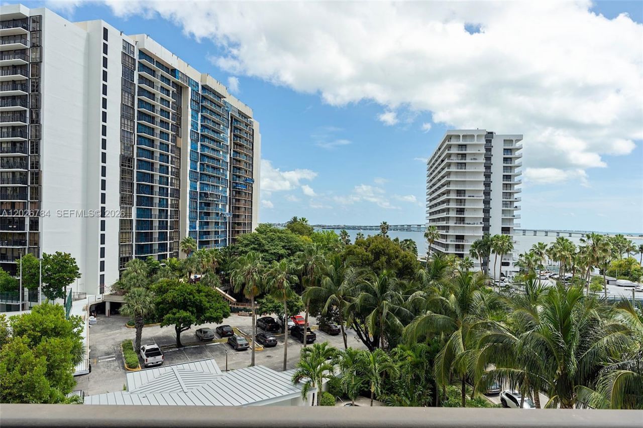 151 SE 15th Rd , Unit 601, Miami, FL 33129 Photo