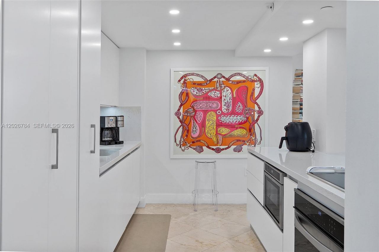 151 SE 15th Rd , Unit 601, Miami, FL 33129 Photo
