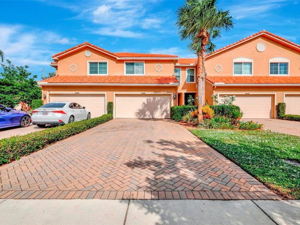 4302 Colony View Dr , Lake Worth, FL 33463