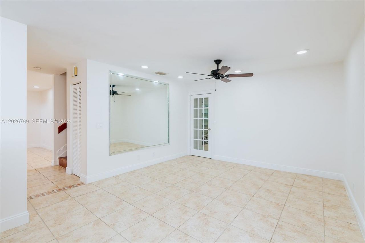 305 S Ketch Dr, Sunrise, FL 33326 Photo