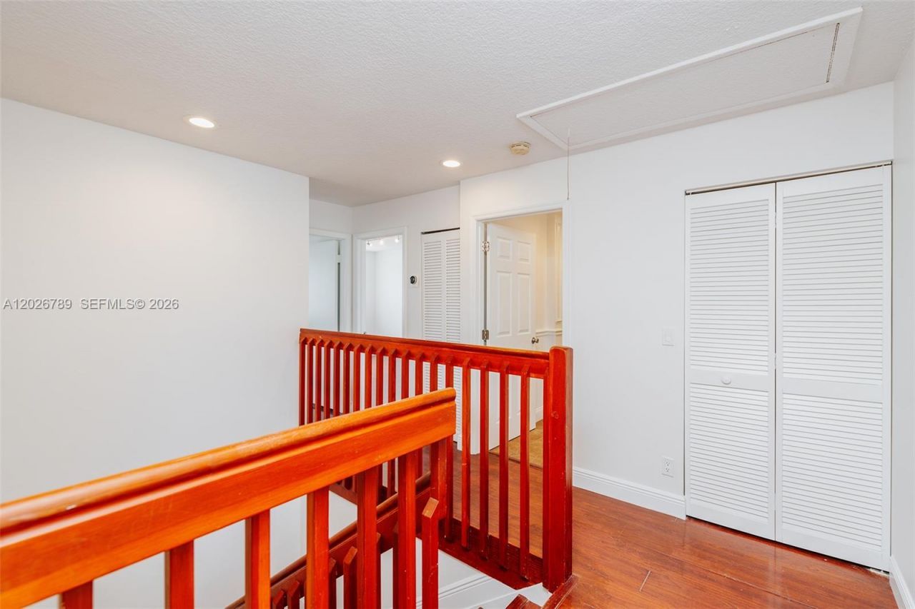 305 S Ketch Dr, Sunrise, FL 33326 Photo