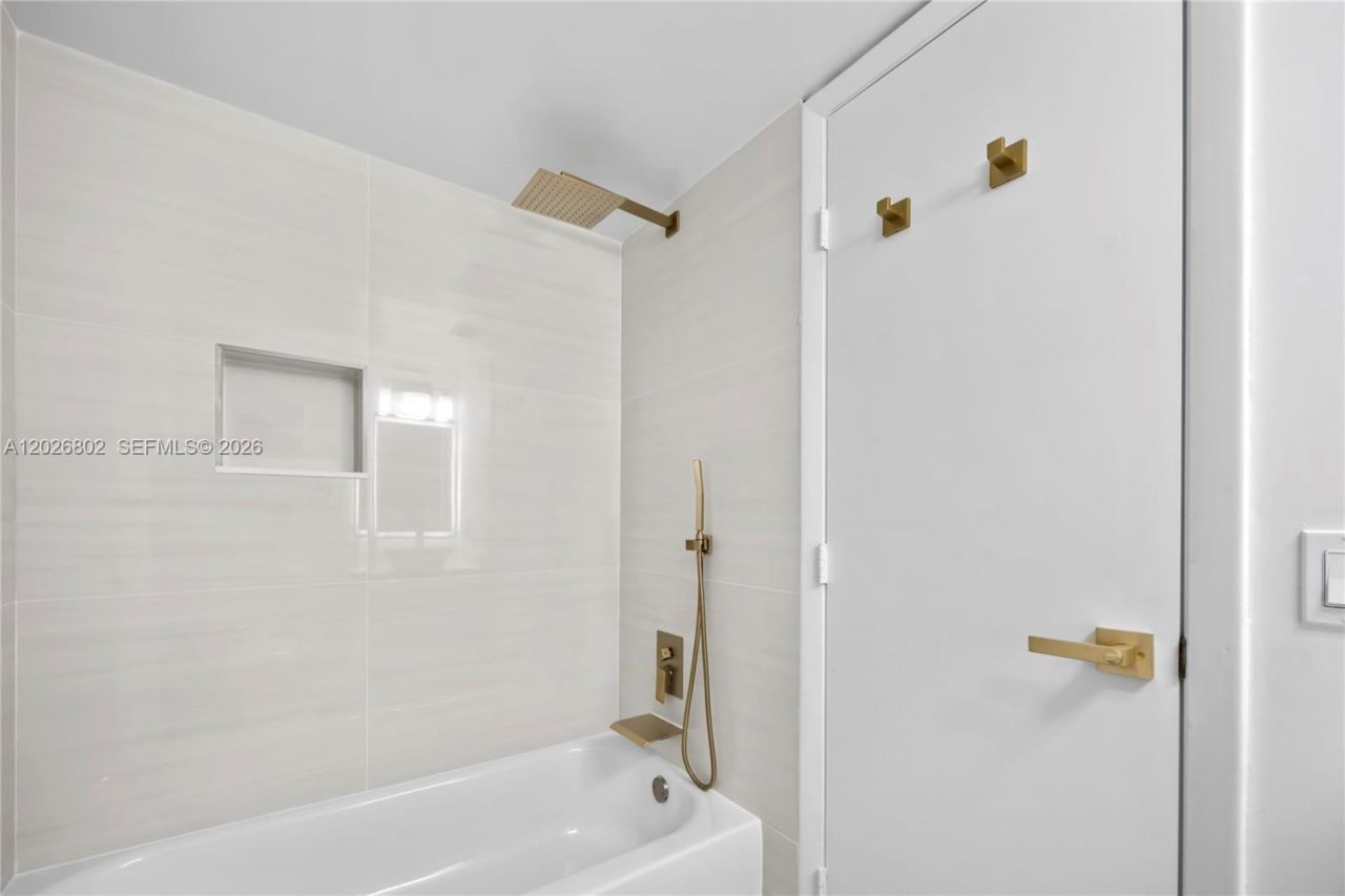 7511 S Oriole Blvd , Unit 201, Delray Beach, FL 33446 Photo