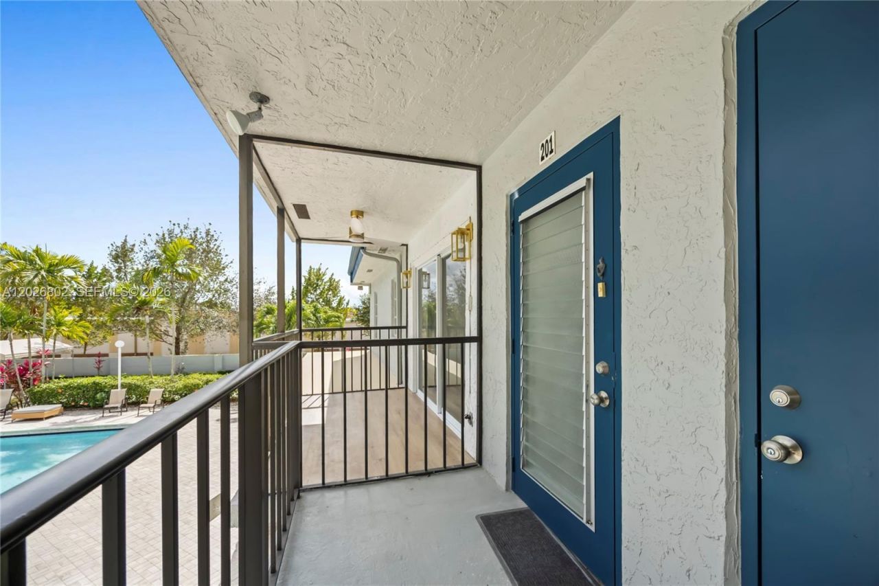 7511 S Oriole Blvd , Unit 201, Delray Beach, FL 33446 Photo