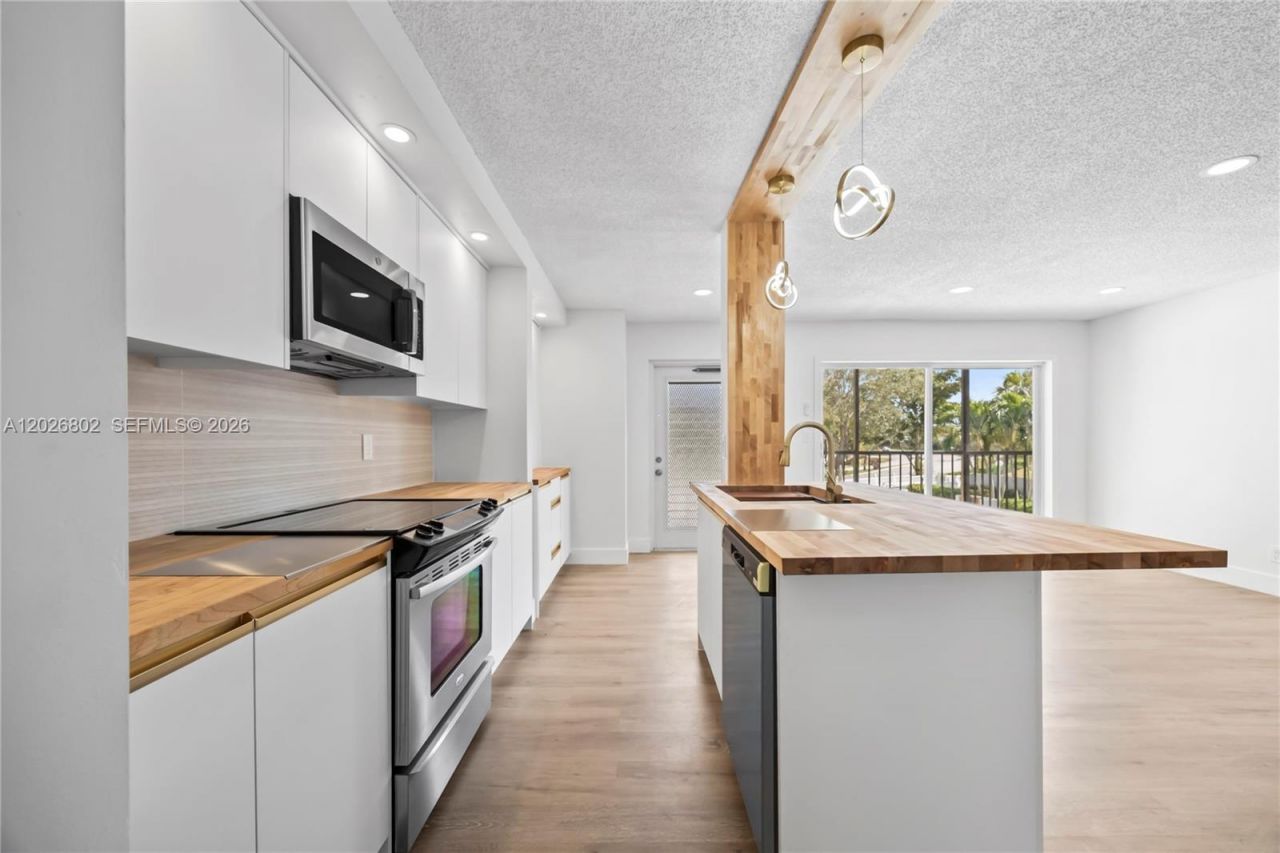 7511 S Oriole Blvd , Unit 201, Delray Beach, FL 33446 Photo