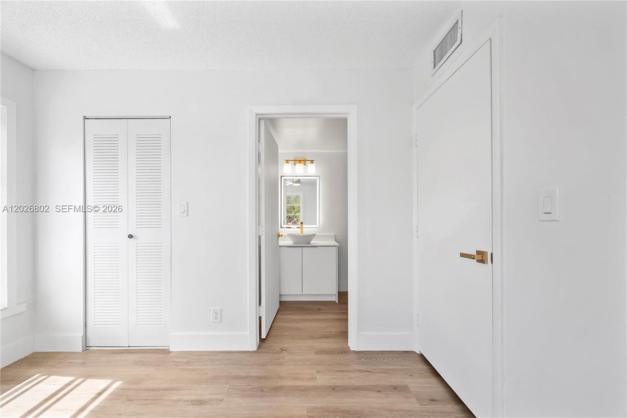 7511 S Oriole Blvd , Unit 201, Delray Beach, FL 33446 Photo
