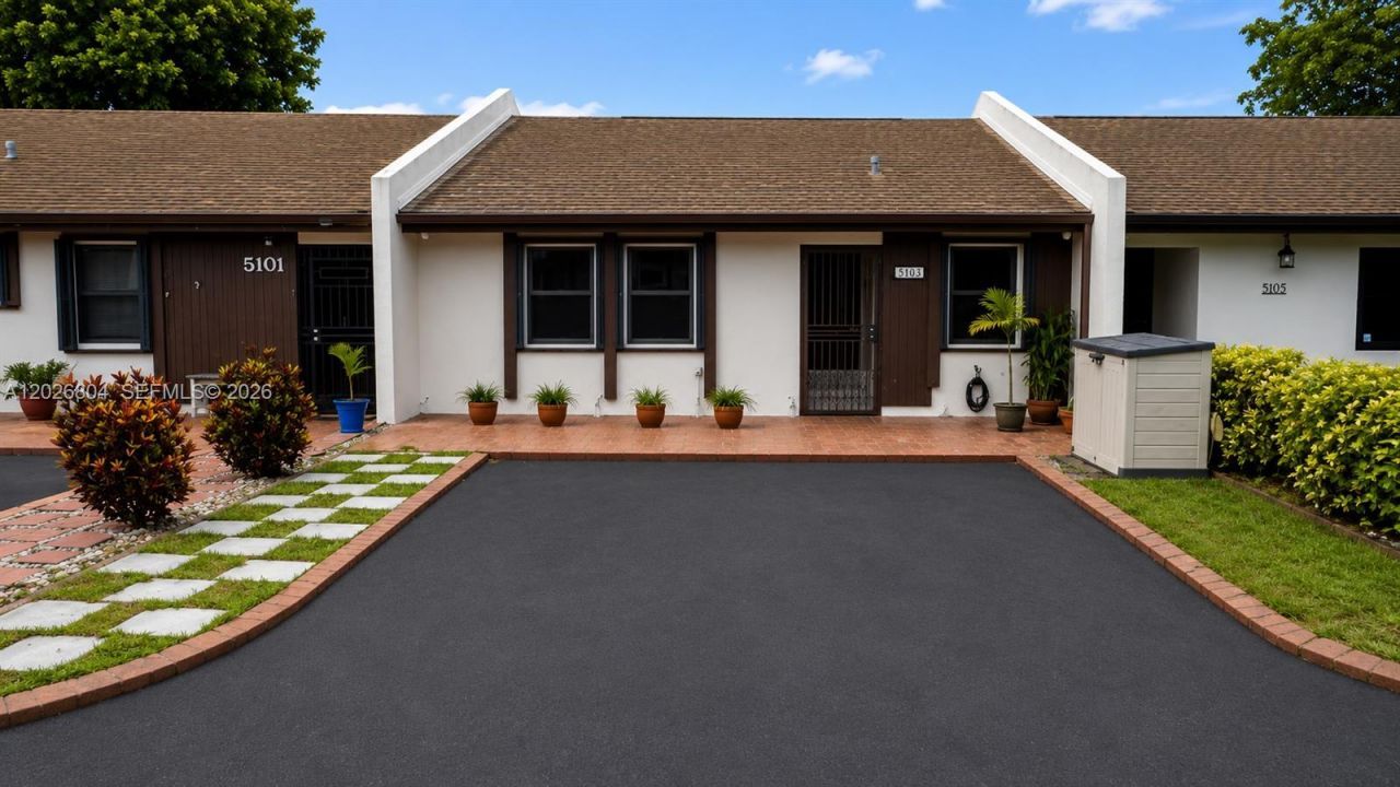 5103 SW 138th Ave Cir, Miami, FL 33175 Photo