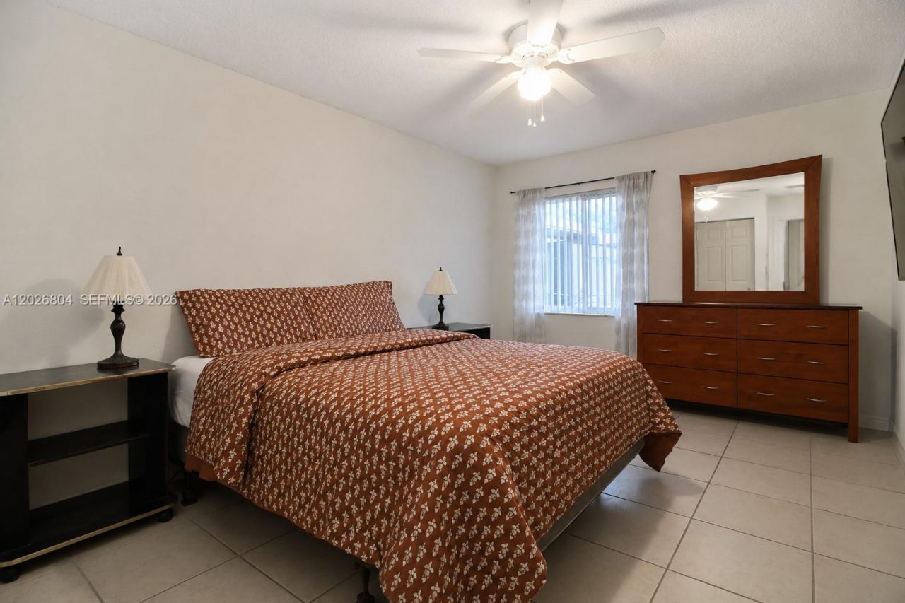 5103 SW 138th Ave Cir, Miami, FL 33175 Photo
