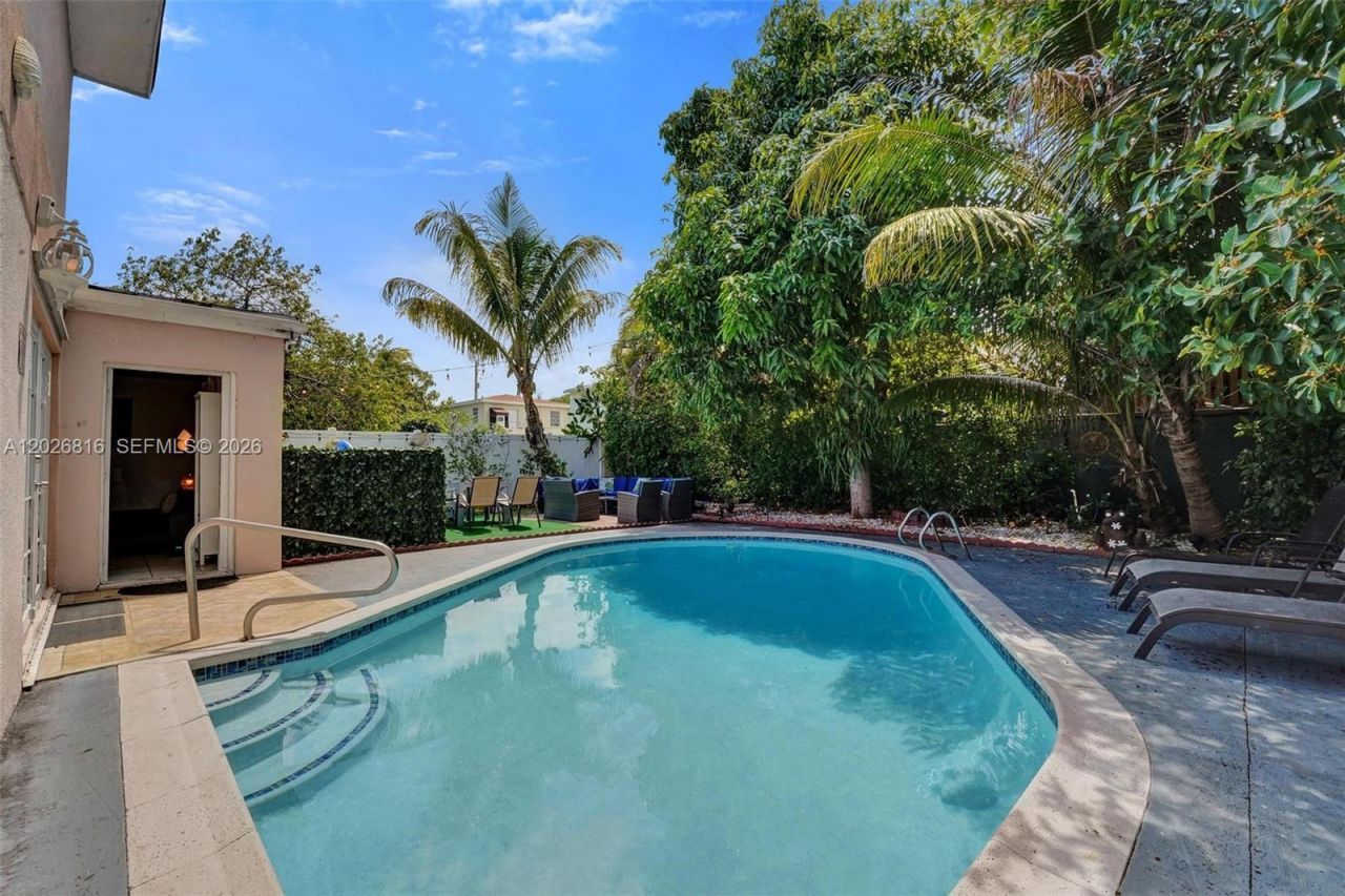 712 SW 7th Terr , Hallandale Beach, FL 33009 Photo