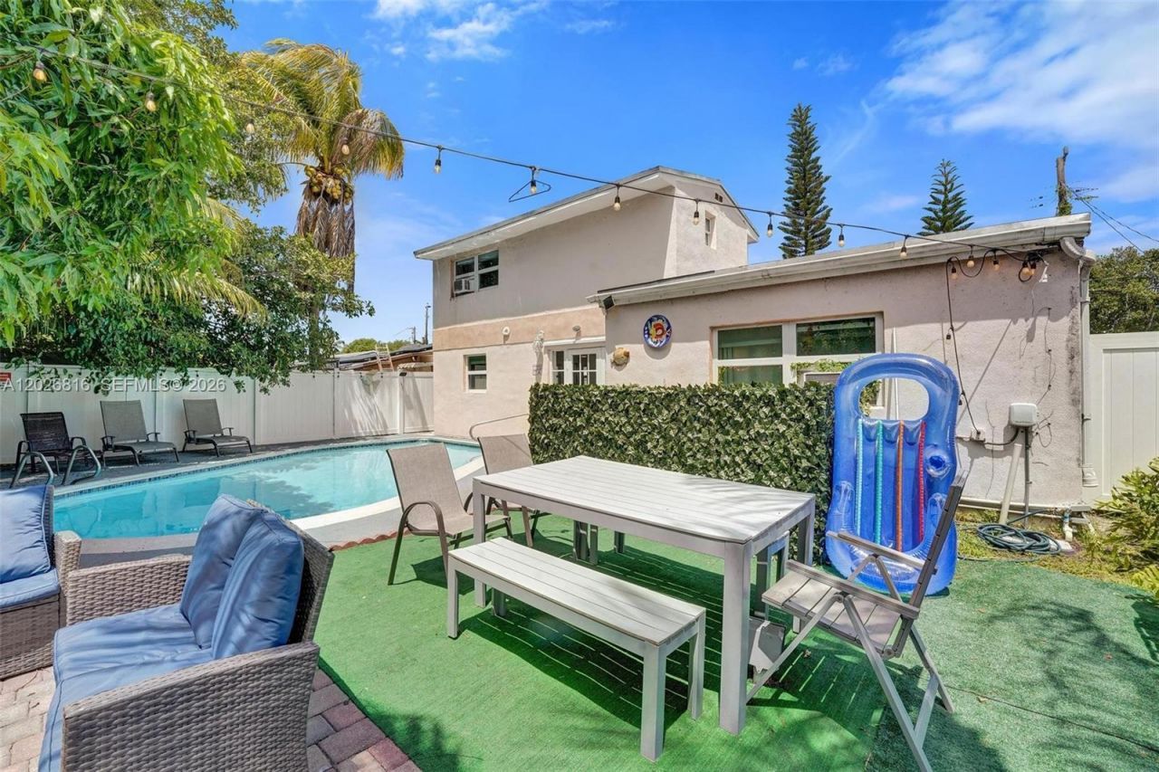712 SW 7th Terr , Hallandale Beach, FL 33009 Photo