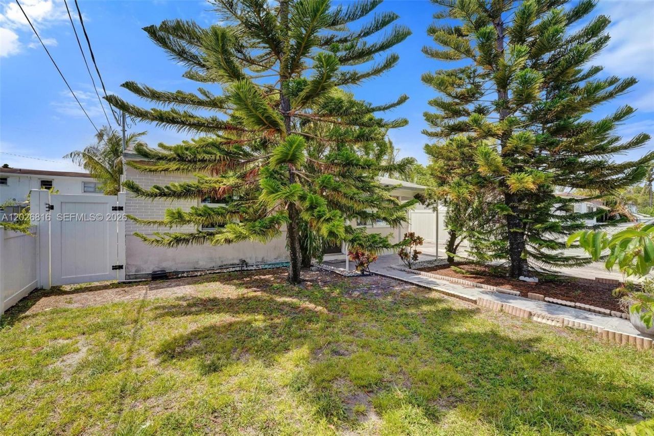 712 SW 7th Terr , Hallandale Beach, FL 33009 Photo