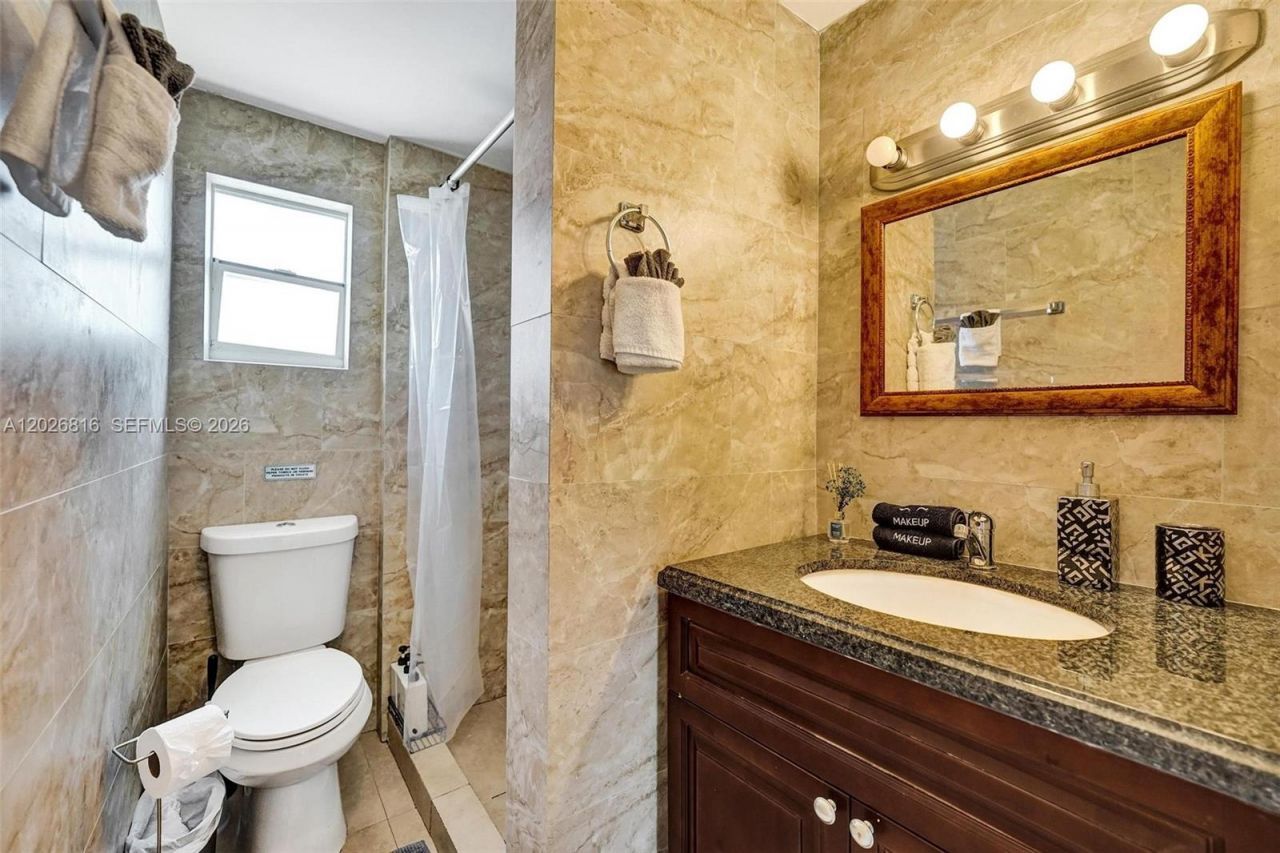 712 SW 7th Terr , Hallandale Beach, FL 33009 Photo