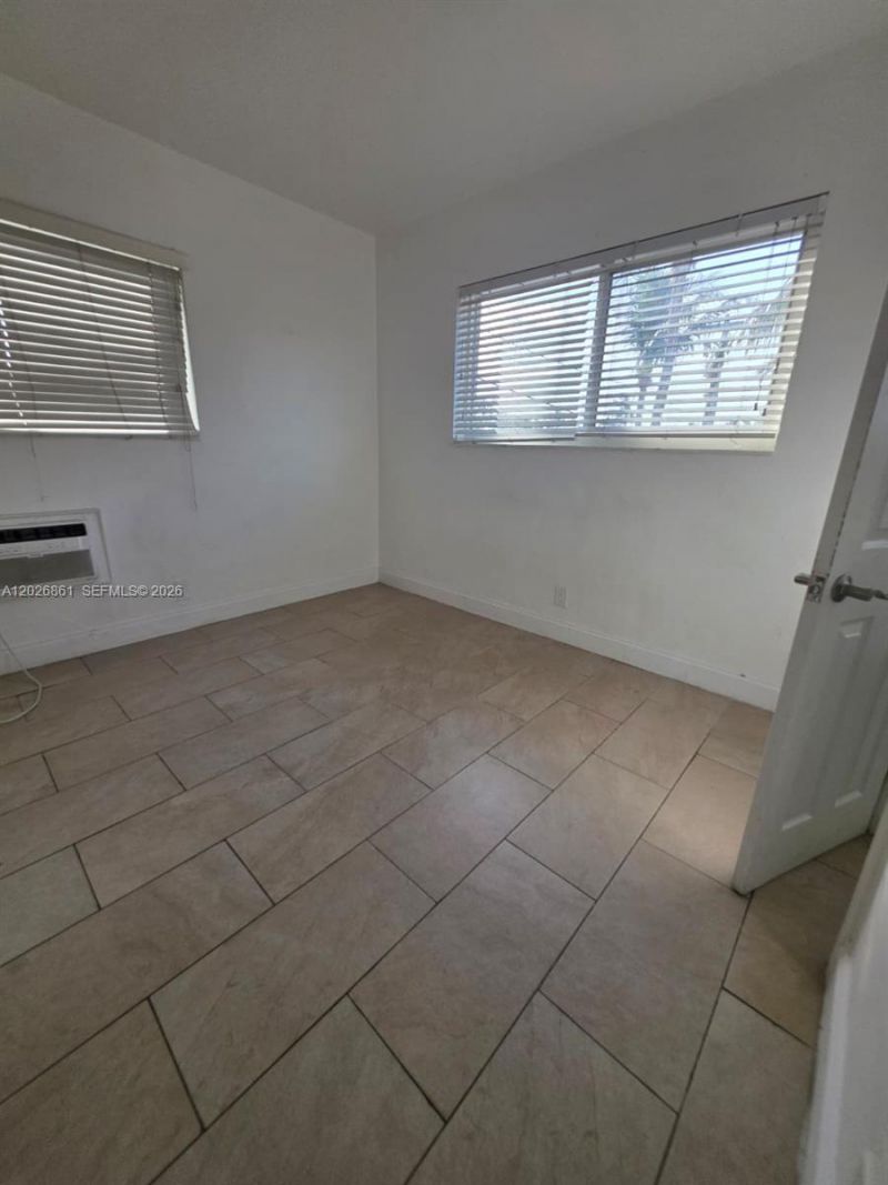7155 Rue Notre Dame, Unit 6, Miami Beach, FL 33141 Photo