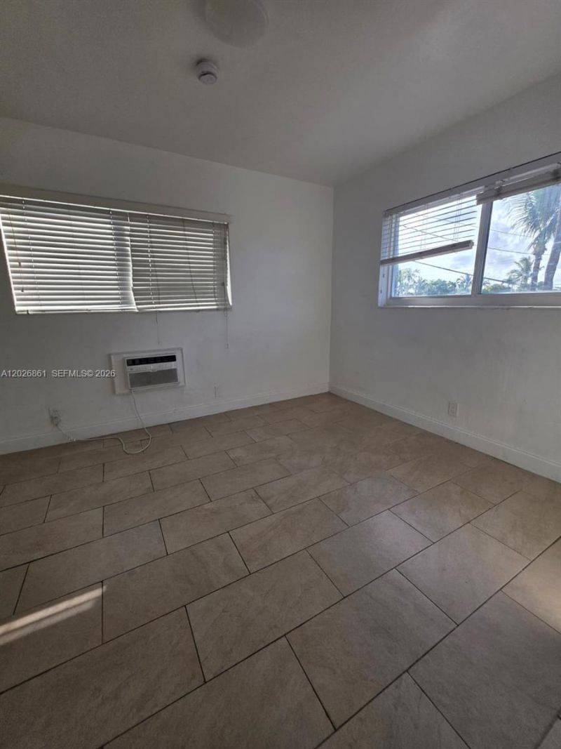 7155 Rue Notre Dame, Unit 6, Miami Beach, FL 33141 Photo