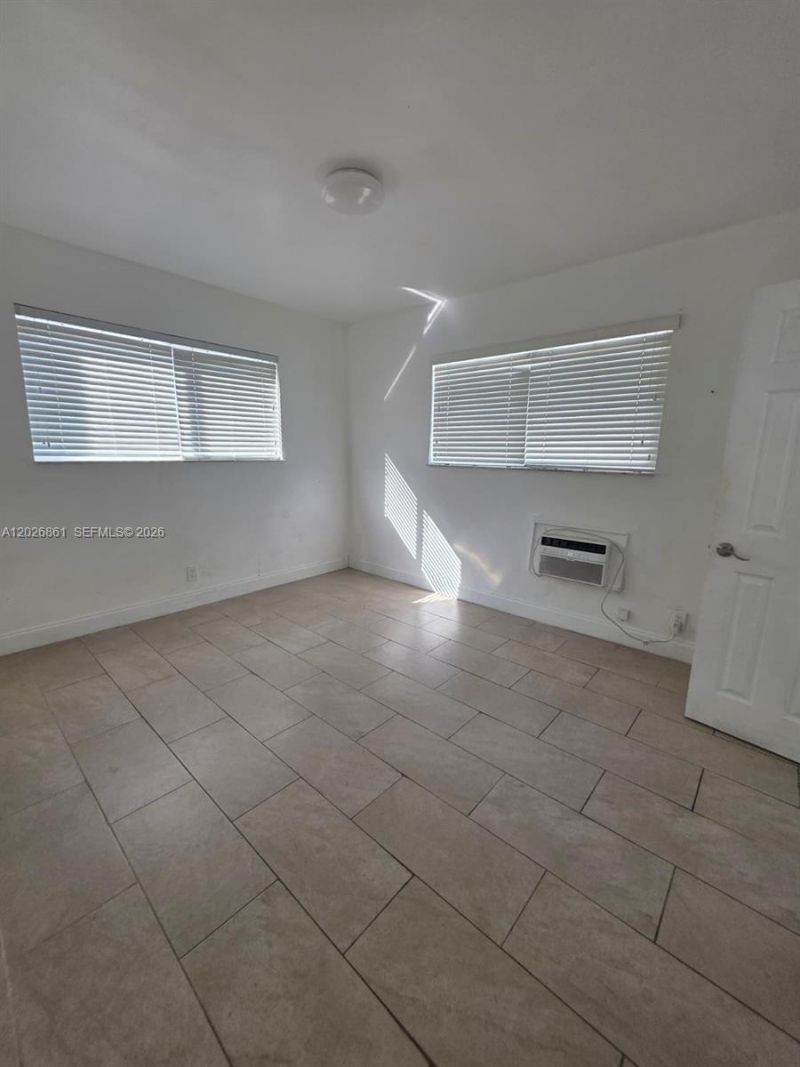 7155 Rue Notre Dame, Unit 6, Miami Beach, FL 33141 Photo