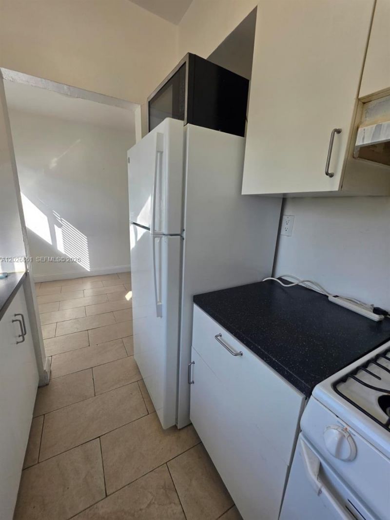 7155 Rue Notre Dame, Unit 6, Miami Beach, FL 33141 Photo