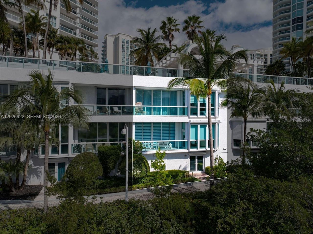 16500 Collins Ave , Unit TH-8, Sunny Isles Beach, FL 33160 Photo